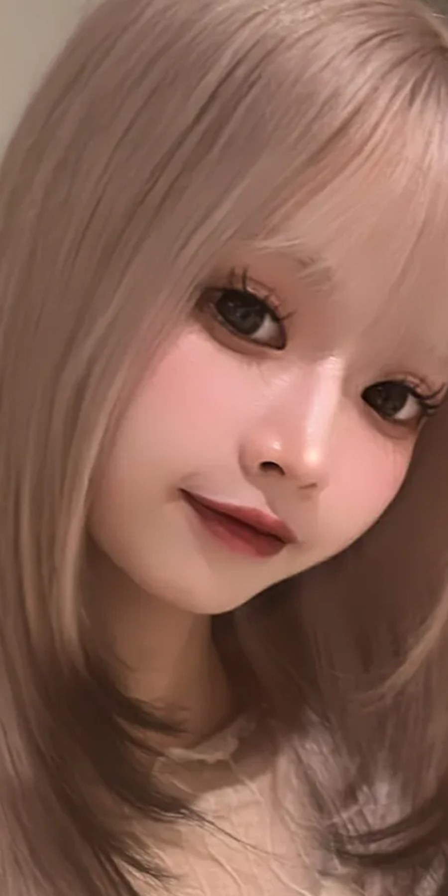 aya（あやは）メインビジュアル